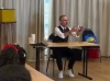 <center>Une opération magique pour les marmailles de 1000 Sourires avec le magicien Stéphane Guekko                                                            et la sculpteuse de ballons Lili ONE