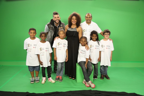 <center>Un 8000ème enfant parrainé <br>et Ambre N'guyen, Miss Réunion, nouvelle Marraine <center>Un 8000ème enfant parrainé <br>et Ambre N'guyen, Miss Réunion, nouvelle Marraine