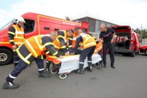 <center>Journée citoyenne pour les marmailles <br> avec les sapeurs-pompiers et Miss Réunion 2016