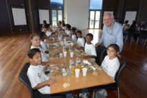 <center>Les enfants de Fleurimont en VIM <br> dans les coulisses de l'Aéroport Roland Garros