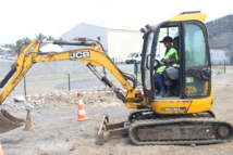 <center>Journée citoyenne au RSMAR-R <br> pour les marmailles de l'Eperon <center>Journée citoyenne au RSMAR-R <br> pour les marmailles de l'Eperon