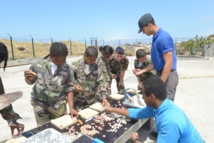 <center>Journée citoyenne au RSMAR-R <br> pour les marmailles de l'Eperon <center>Journée citoyenne au RSMAR-R <br> pour les marmailles de l'Eperon