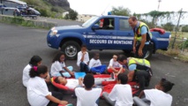 <center>Opération citoyenne avec la Gendarmerie<br> pour les marmailles de l'Etang