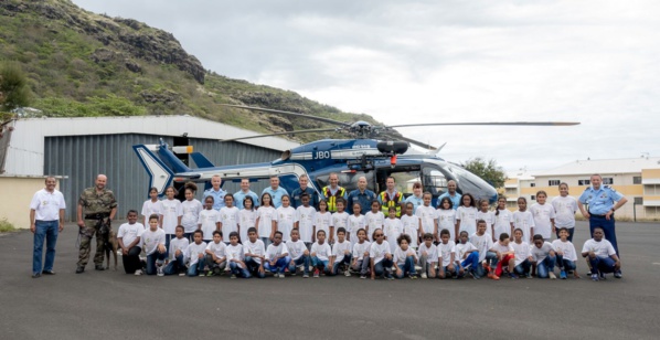 <center>Opération citoyenne avec la Gendarmerie<br> pour les marmailles de l'Etang