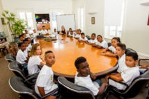 <center>Noël féerique pour les VIM de Bras Canot <br> dans la demeure coloniale de la CEPAC <center>Noël féerique pour les VIM de Bras Canot <br> dans la demeure coloniale de la CEPAC