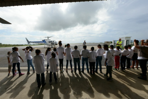 <center>Dans le ciel de Saint-Paul<br> avec Ambre N'Guyen, Miss Réunion 