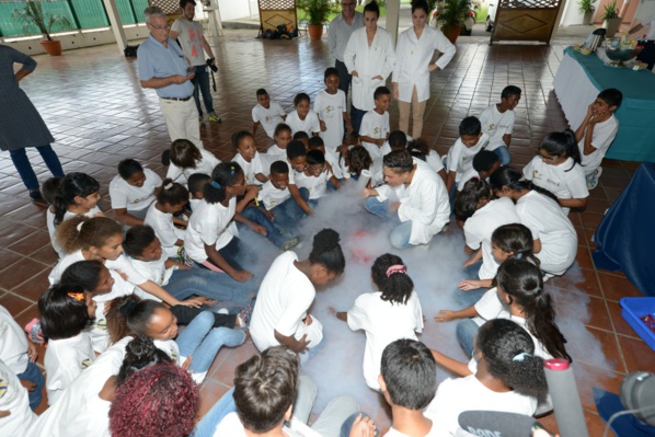 <center>Expériences militaires et scientifiques <br> au Détachement Air 181 <center>Expériences militaires et scientifiques <br> au Détachement Air 181