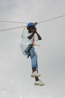 La Gendarmerie accueille les enfants des Hauts de Saint-Paul … La Gendarmerie accueille les enfants des Hauts de Saint-Paul …