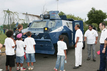 La Gendarmerie accueille les enfants des Hauts de Saint-Paul … La Gendarmerie accueille les enfants des Hauts de Saint-Paul …