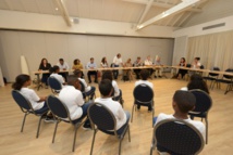 <center> "S'envoler vers le Rêve ..." <br>Destination Paris pour neuf petits saint-paulois ... <center> "S'envoler vers le Rêve ..." <br>Destination Paris pour neuf petits saint-paulois ...