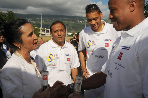 De gauche à droite : Huguette BELLO, Députée-Maire de la Commune de Saint-Paul, Ibrahim INGAR, Guilaume HOARAU et Fabrice PANCRATE