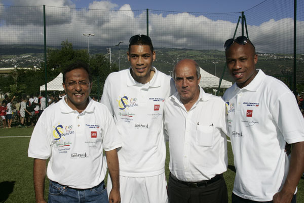 Ibrahim INGAR, Guillaume HOARAU, Yves ETHEVE - Président de la Ligue Réunionnaise de Football et Fabrice PANCRATE