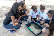 <center>Les marmailles découvrent la Réserve Marine <br>  avec les 12 candidates de Miss Réunion <center>Les marmailles découvrent la Réserve Marine <br>  avec les 12 candidates de Miss Réunion