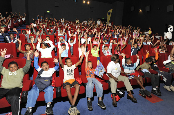 "L’Age de Glace 3"  : 200 Sourires au multiplexe Ciné Cambaie à Saint-Paul