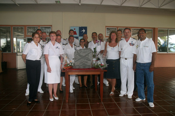 Une journée de rêve à la Base Aérienne 181 pour les marmailles de 1000 Sourires Une journée de rêve à la Base Aérienne 181 pour les marmailles de 1000 Sourires