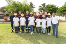 <center>Les marmailles pompiers d’un jour <center>Les marmailles pompiers d’un jour