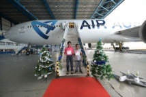 <center>"Noël de Rêve à Marseille" :<br> Kellian et Esaïe s'envolent pour Marseille<br> grâce à Air Austral