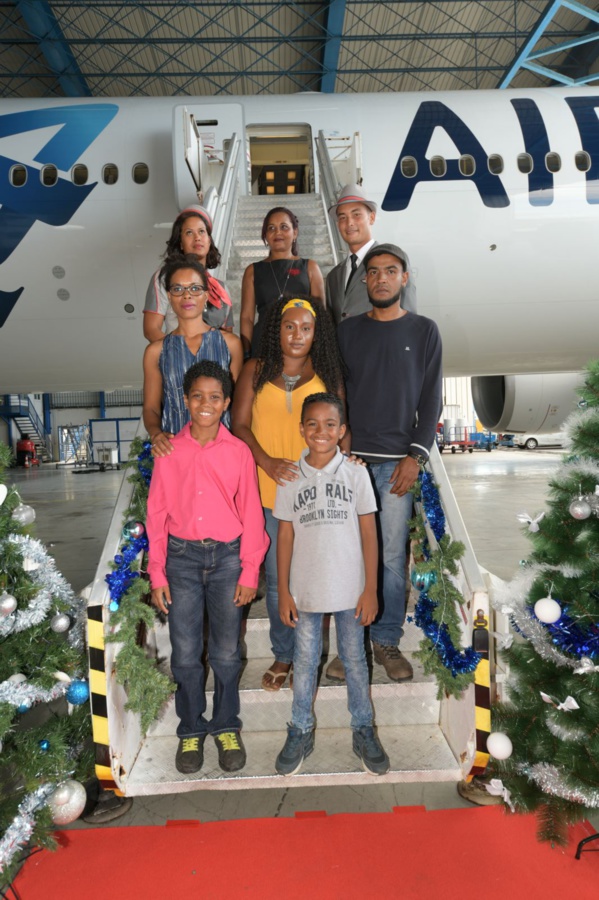 <center> L’incroyable voyage de Kellian et Esaïe <br> ils ont vécu un “Noël de Rêve" à Marseille avec Air Austral et Antenne Réunion 