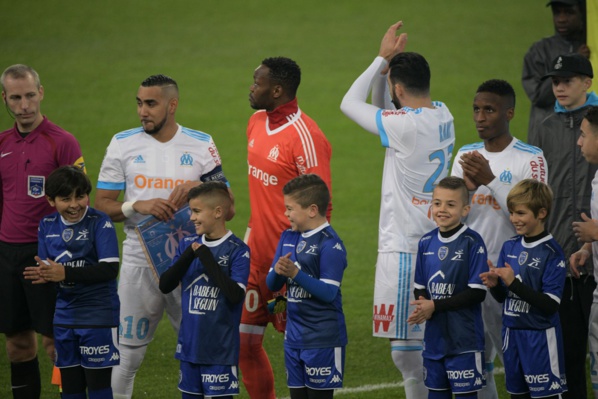 <center>"Noël de Rêve à Marseille"<br> Jour 2 / mercredi 20 décembre 2017<br> Rencontre OM-Troyes <center>"Noël de Rêve à Marseille"<br> Jour 2 / mercredi 20 décembre 2017<br> Rencontre OM-Troyes