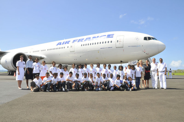 « Le 3000ème enfant parrainé, tiré au sort à bord du Boeing 777 d’Air France»