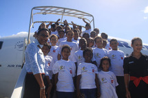 « Le 3000ème enfant parrainé, tiré au sort à bord du Boeing 777 d’Air France» « Le 3000ème enfant parrainé, tiré au sort à bord du Boeing 777 d’Air France»