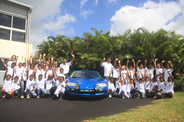 « Baptême de piste aux côtés de Malik UNIA, quadruple champion de la Réunion de Rallye »