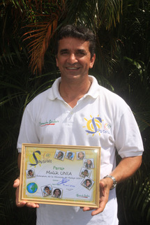 « Baptême de piste aux côtés de Malik UNIA, quadruple champion de la Réunion de Rallye » « Baptême de piste aux côtés de Malik UNIA, quadruple champion de la Réunion de Rallye »