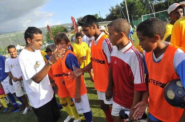 Fabrice ABRIEL et les 150 Very Important Marmailles de 1000 Sourires ...