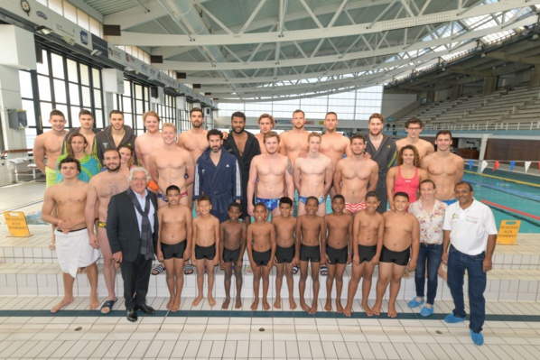 <center>Jour 12 : "S'envoler vers le Rêve ..."<br>Les marmailles ont plongé dans le prestigieux Centre des Nageurs de Marseille <center>Jour 12 : "S'envoler vers le Rêve ..."<br>Les marmailles ont plongé dans le prestigieux Centre des Nageurs de Marseille
