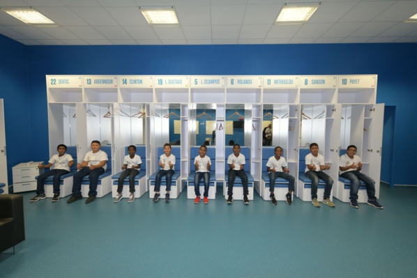 <center>Jour 13 : "S'envoler vers le Rêve ..."<br> Visite en VIM du Stade Orange Vélodrome <br> avec l’OM Fondation <center>Jour 13 : "S'envoler vers le Rêve ..."<br> Visite en VIM du Stade Orange Vélodrome <br> avec l’OM Fondation