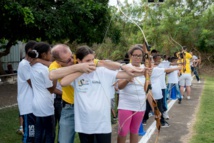 <center>Tir à l’arc: Les marmailles de 1000 Sourires<br> se prennent pour Robin des bois