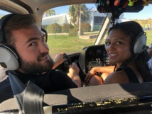 <center>Entre ciel et mer :<br> Lucas Tousart, Valérie Gauvin et Fabrice Abriel<br> à la découverte des joyaux de La Réunion <center>Entre ciel et mer :<br> Lucas Tousart, Valérie Gauvin et Fabrice Abriel<br> à la découverte des joyaux de La Réunion