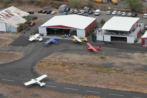 Echappée belle dans les airs pour les marmailles  de  1000 Sourires Echappée belle dans les airs pour les marmailles  de  1000 Sourires