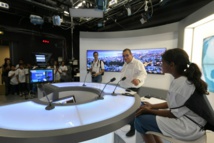  <center>Radio, télé, Internet :<br> les marmailles de 1000 Sourires  découvrent <br>les coulisses de Réunion La 1ère