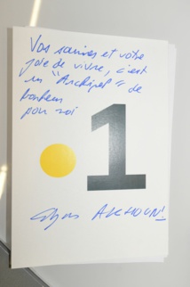 <center>Radio, télé, Internet :<br> les marmailles de 1000 Sourires  découvrent <br>les coulisses de Réunion La 1ère  <center>Radio, télé, Internet :<br> les marmailles de 1000 Sourires  découvrent <br>les coulisses de Réunion La 1ère