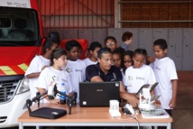 <center>Une journée dans la peau d’un sapeur-pompier <br>pour les marmailles de 1000 Sourires <center>Une journée dans la peau d’un sapeur-pompier <br>pour les marmailles de 1000 Sourires