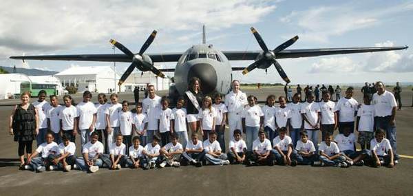 1000 Sourires  parraine son 4000ème enfant à la Base Aérienne 181