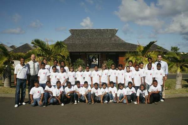 «Le Palm Hôtel & Spa**** déroule son tapis rouge pour les V.I.M. de 1000 Sourires » «Le Palm Hôtel & Spa**** déroule son tapis rouge pour les V.I.M. de 1000 Sourires »