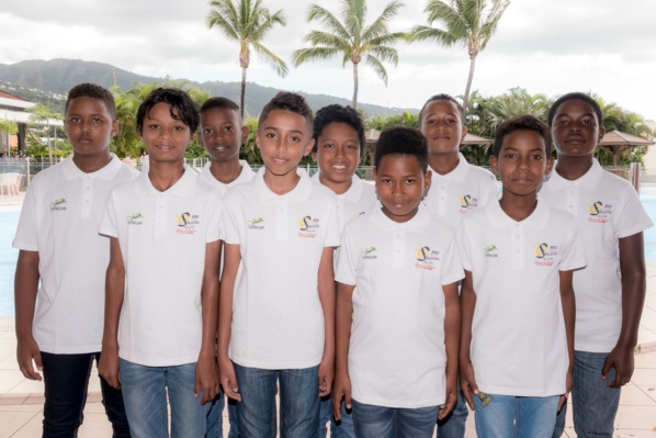 De gauche à droite : Yannick, Enzo, Mérouane, Mathéo, Anthony, Samuel, Curtis, Allan et Krys