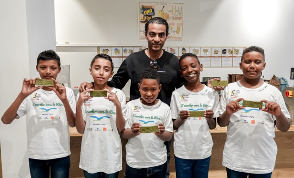 <center>"S'envoler vers le Rêve ..." <br> Jour 5 :Du vrai savon de Marseille .... <center>"S'envoler vers le Rêve ..." <br> Jour 5 :Du vrai savon de Marseille ....