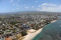 « 1000 Sourires décroche le ciel, le rire, les Miss et le luxe du Palm Hôtel & Spa pour les marmailles» « 1000 Sourires décroche le ciel, le rire, les Miss et le luxe du Palm Hôtel & Spa pour les marmailles»