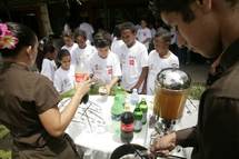 « 1000 Sourires décroche le ciel, le rire, les Miss et le luxe du Palm Hôtel & Spa pour les marmailles» « 1000 Sourires décroche le ciel, le rire, les Miss et le luxe du Palm Hôtel & Spa pour les marmailles»