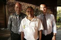 « 1000 Sourires décroche le ciel, le rire, les Miss et le luxe du Palm Hôtel & Spa pour les marmailles» « 1000 Sourires décroche le ciel, le rire, les Miss et le luxe du Palm Hôtel & Spa pour les marmailles»