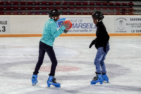 <center>"S'envoler vers le Rêve ..."  <br> Jour 6 : Gourmandises et patins à glace, à Marseille