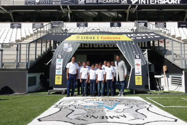 <center>"S'envoler vers le Rêve ..."  <br> Jour 10 : Fabrice Abriel accueille les marmailles  <br>en VIM (Very Important Marmailles) <br>au club Amiens SC (Ligue 1)