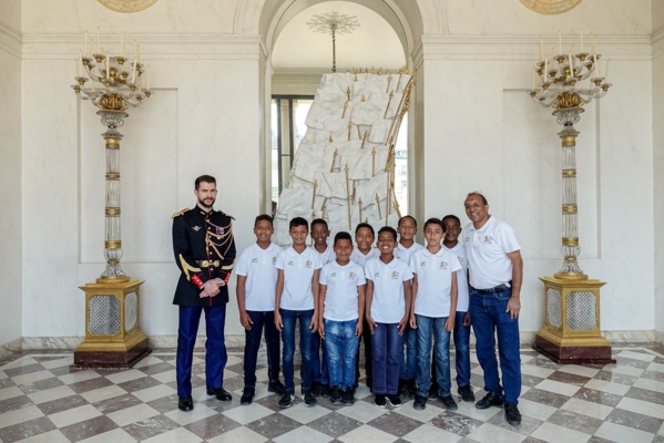 <center>"S'envoler vers le Rêve ..." <br> Jour 16 : Les petits saint-paulois visitent <br> le Palais de l’Elysée <center>"S'envoler vers le Rêve ..." <br> Jour 16 : Les petits saint-paulois visitent <br> le Palais de l’Elysée