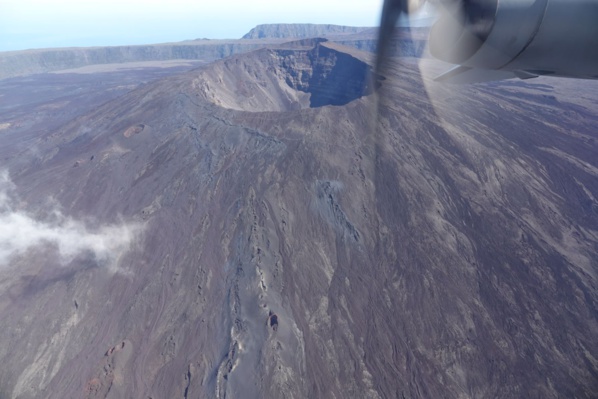 <center>Baptême de l’air en CASA <br> avec le Détachement Air 181 : <br> les marmailles de 1000 Sourires en lèr <center>Baptême de l’air en CASA <br> avec le Détachement Air 181 : <br> les marmailles de 1000 Sourires en lèr