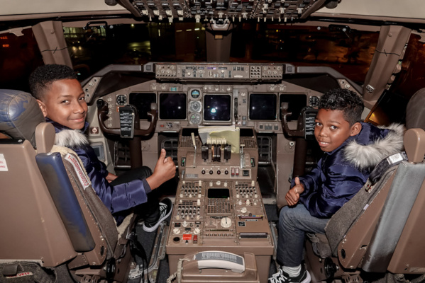 <center>"Un Incroyable Noël...." <br>Jour  2 : C’est le grand départ pour Enzo et Mathéo! Les marmailles s’envolent vers Paris <br> pour “Un Incroyable Noël”