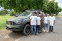 <center>Les marmailles de 1000 Sourires <br>dans la peau des parachutistes du 2e RPIMA