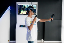 <center>Les marmailles de 1000 Sourires transportés dans une réalité virtuelle par VR Paradoxe. <center>Les marmailles de 1000 Sourires transportés dans une réalité virtuelle par VR Paradoxe.